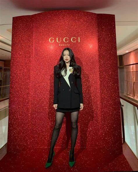 APINK's Son Naeun Is Making Everyone's Jaws Drop At Gucci 